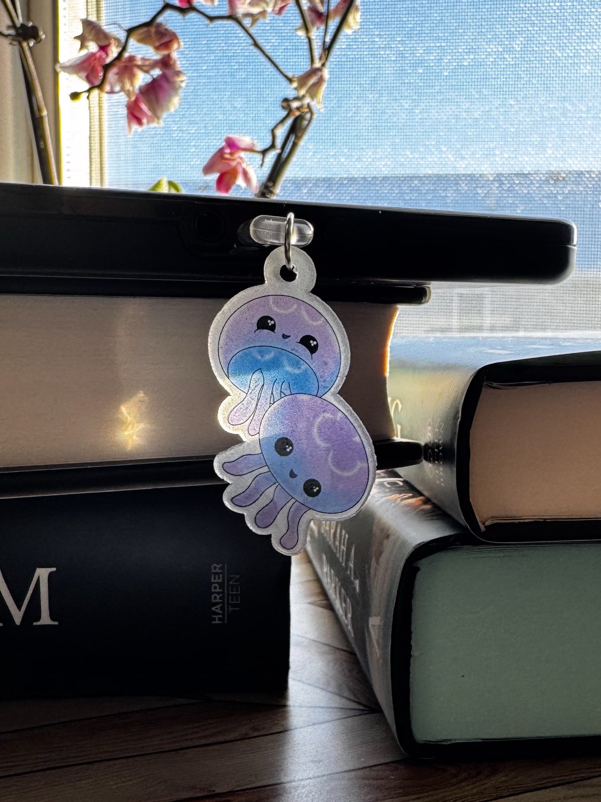 Jellyfish Kindle/Phone Charm